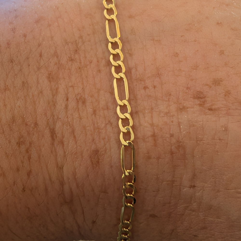 10k Gold Figaro Bracelet 8-in - NEW